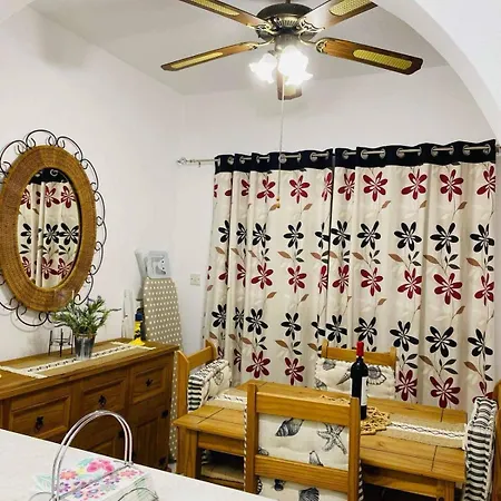 아파트 Ikaria Village, Maisonette Sea 10 Aglantzia